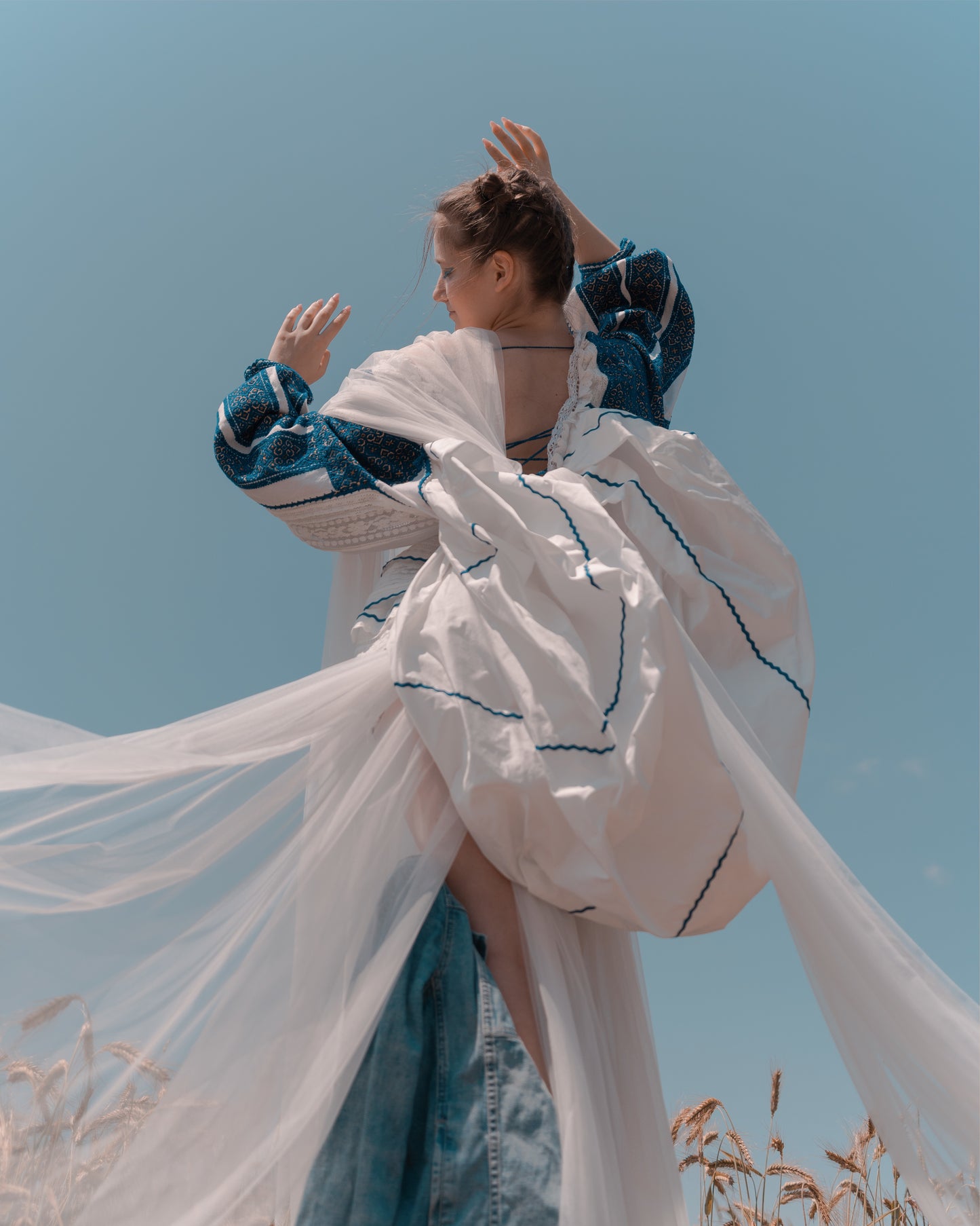 "Dor" White and Blue Short Dress
