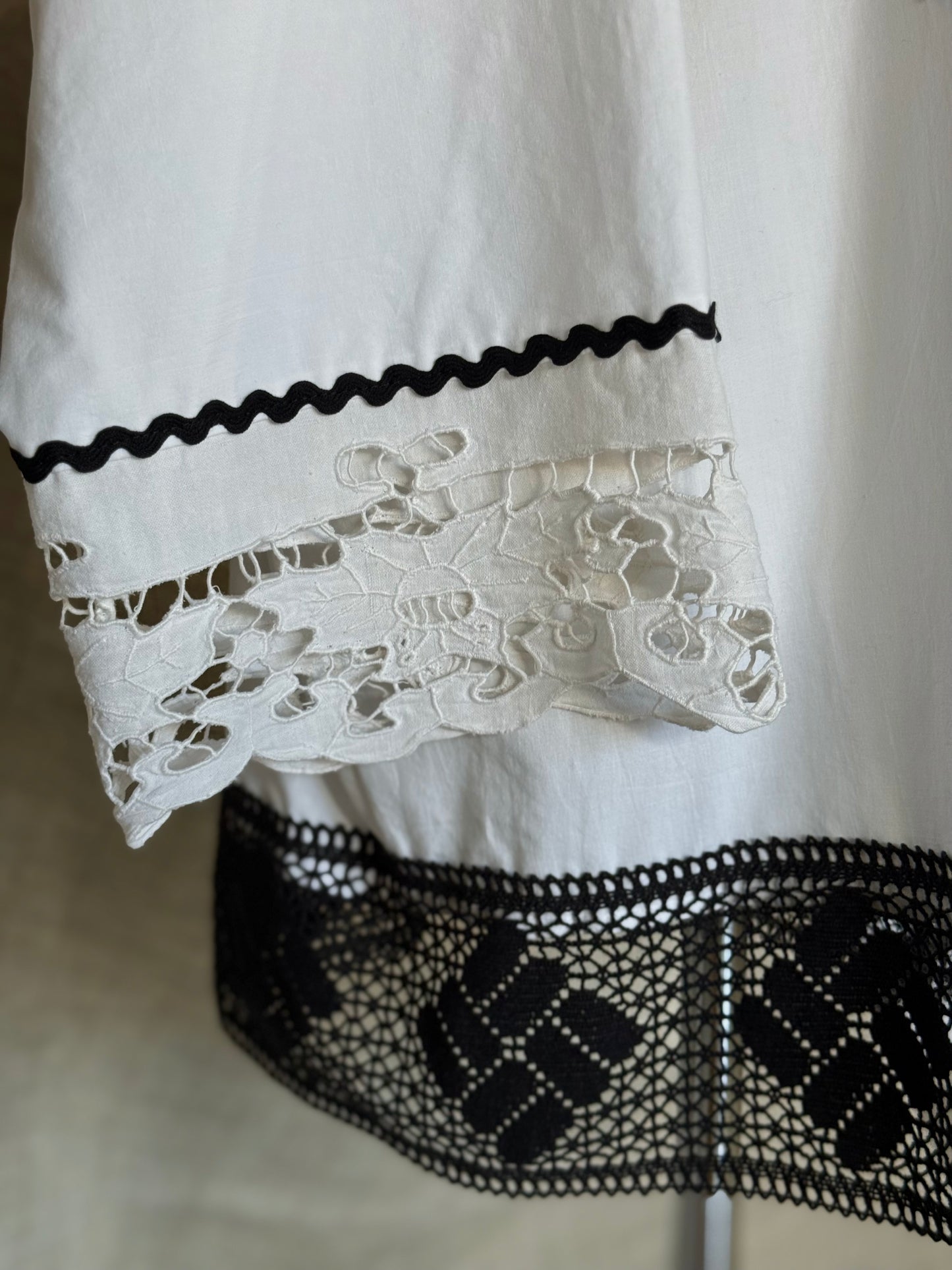Romanian Folklore-Inspired Blouse with Black Details