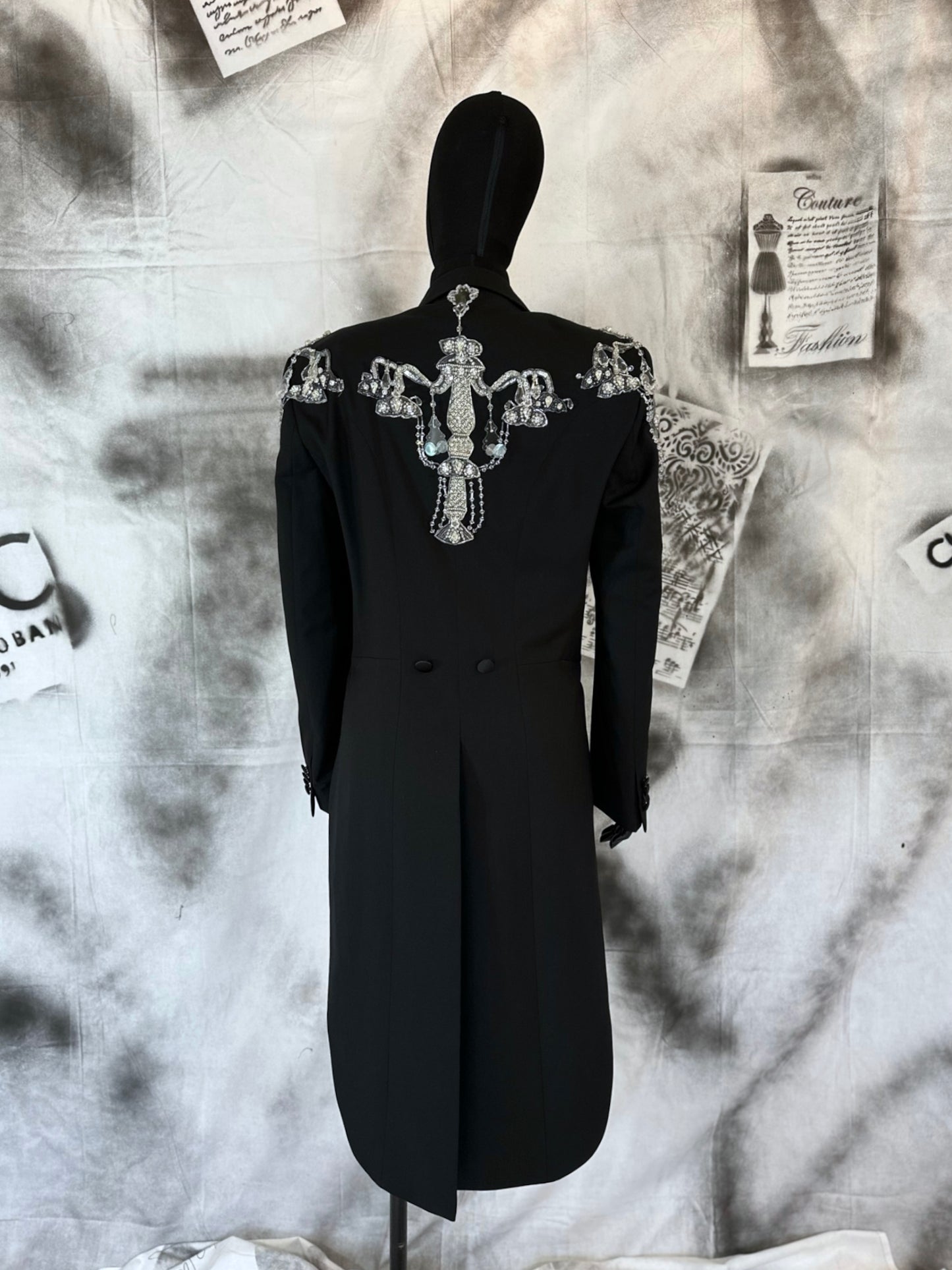 Puzzle Chandelier Tailcoat