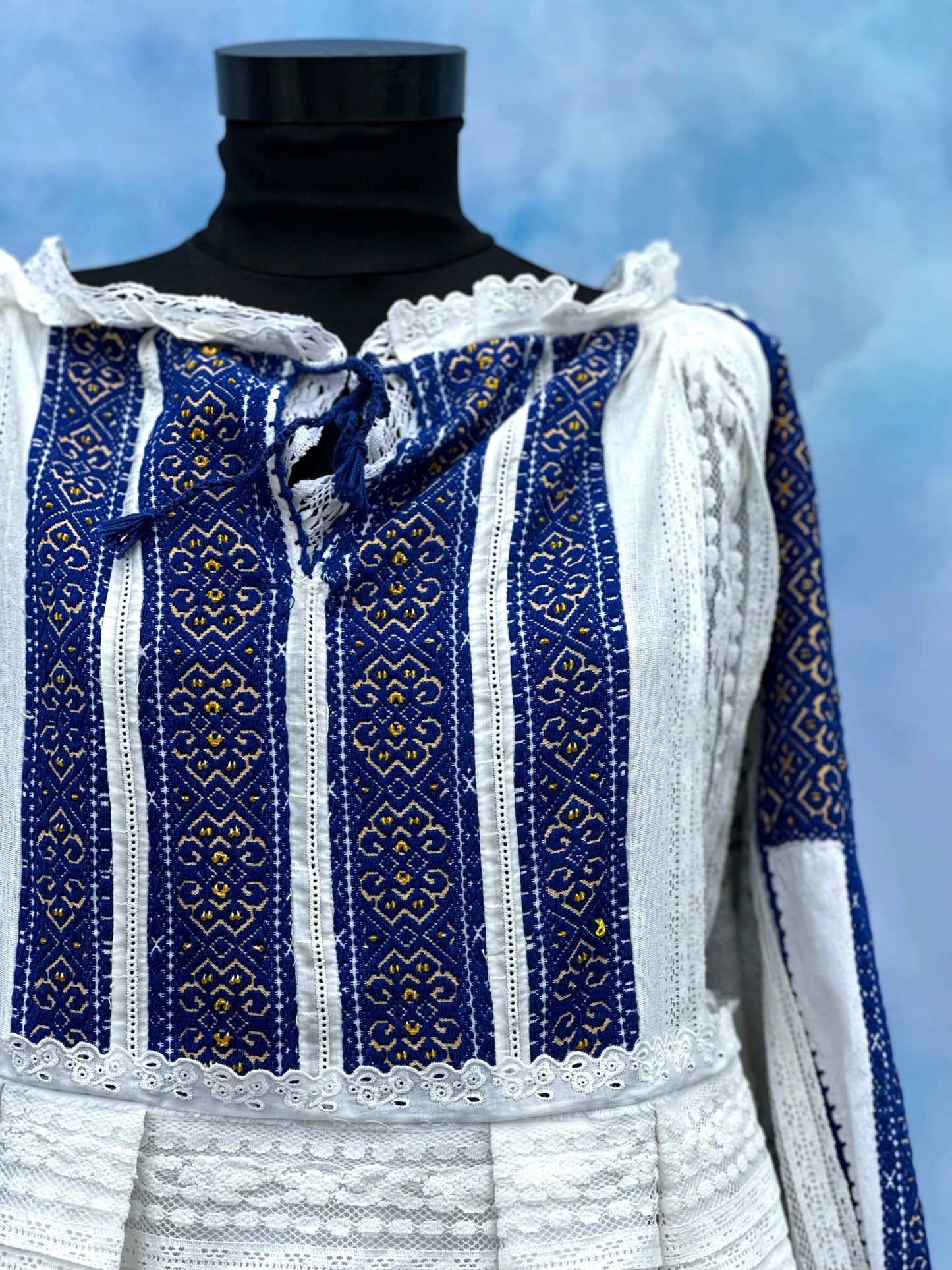 "Dor" White and Blue Short Dress
