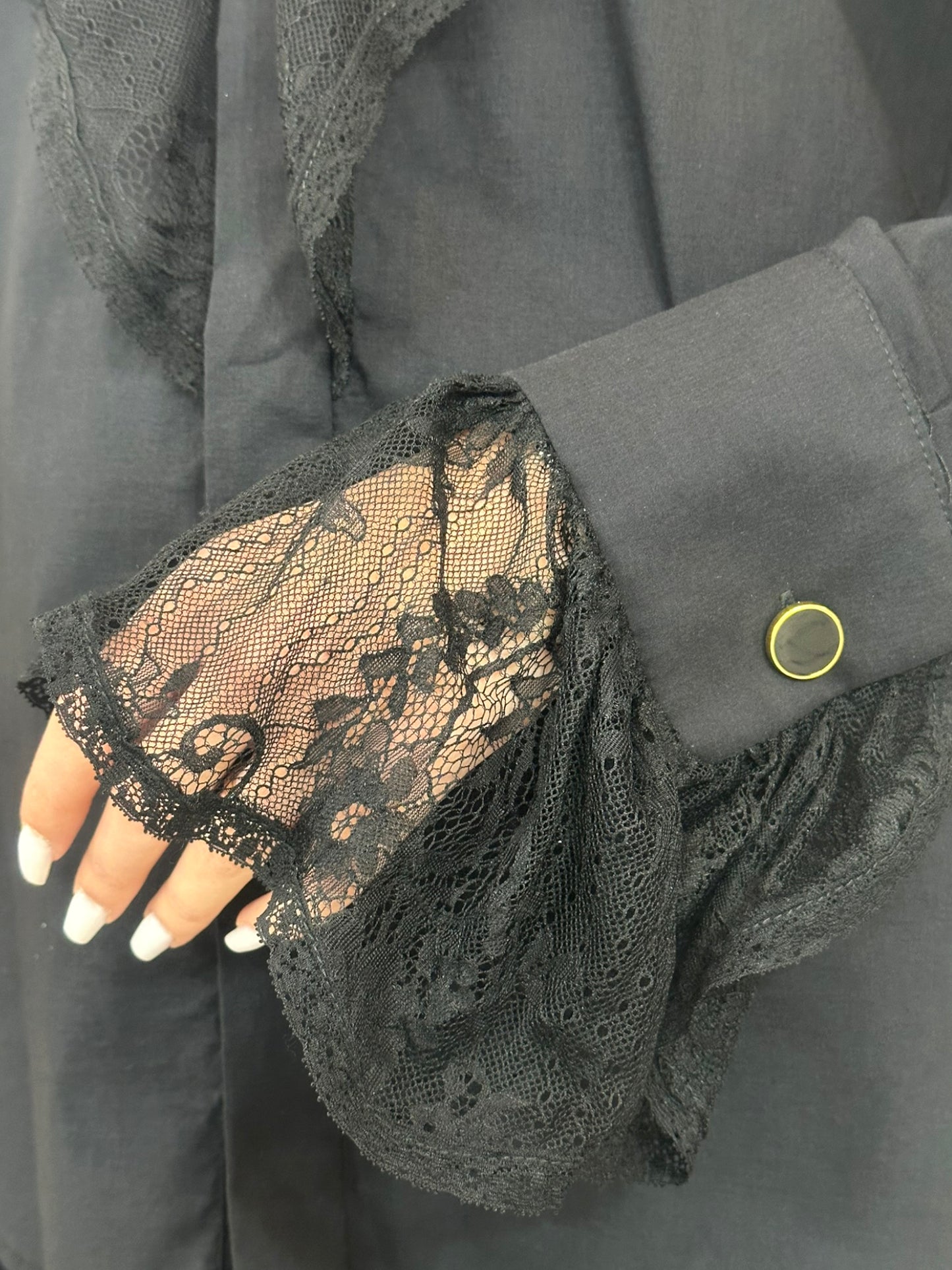 Elegant Shirt With Lace Ruffles