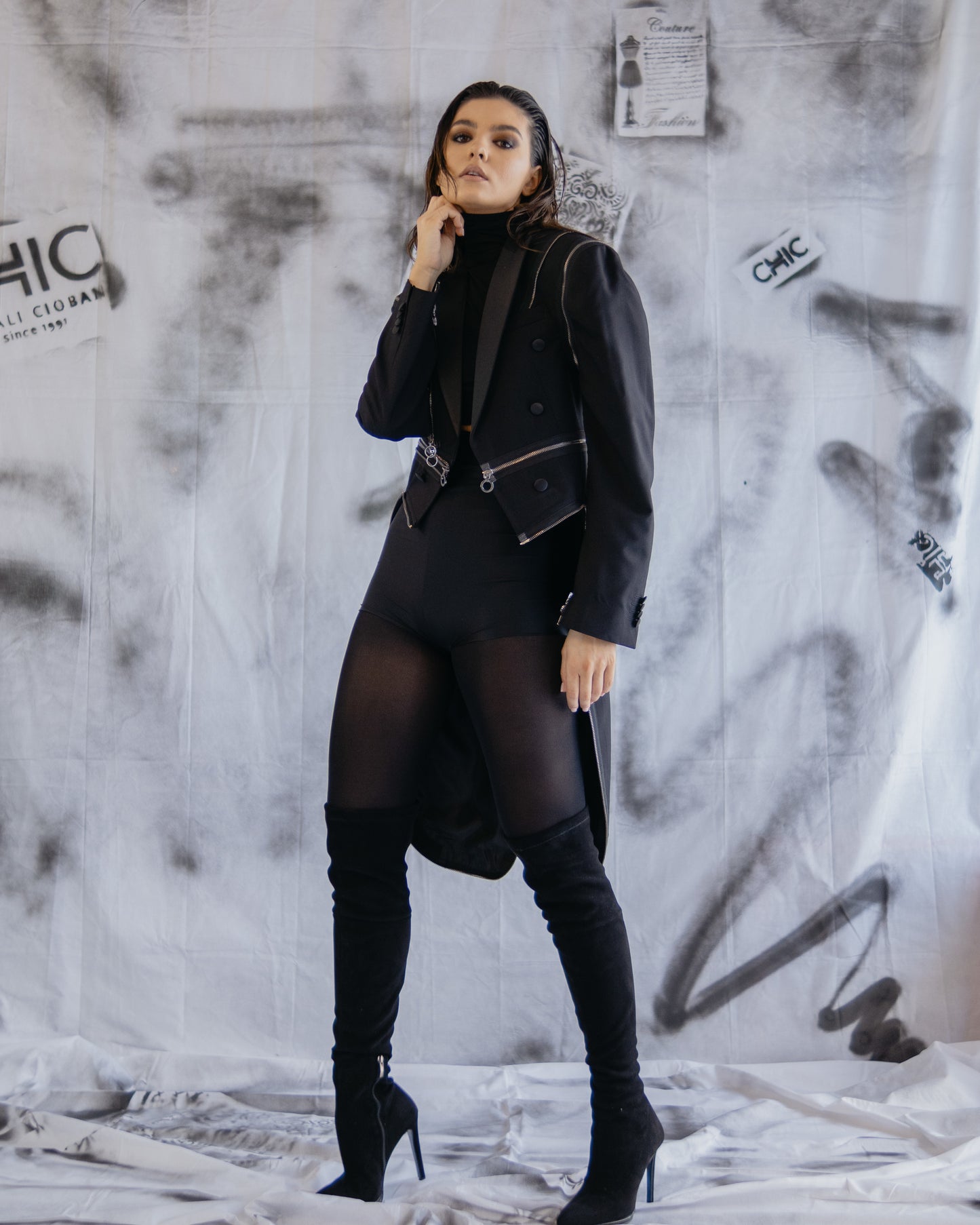 Puzzle Tailcoat With Organza Details And Metalic Zippers