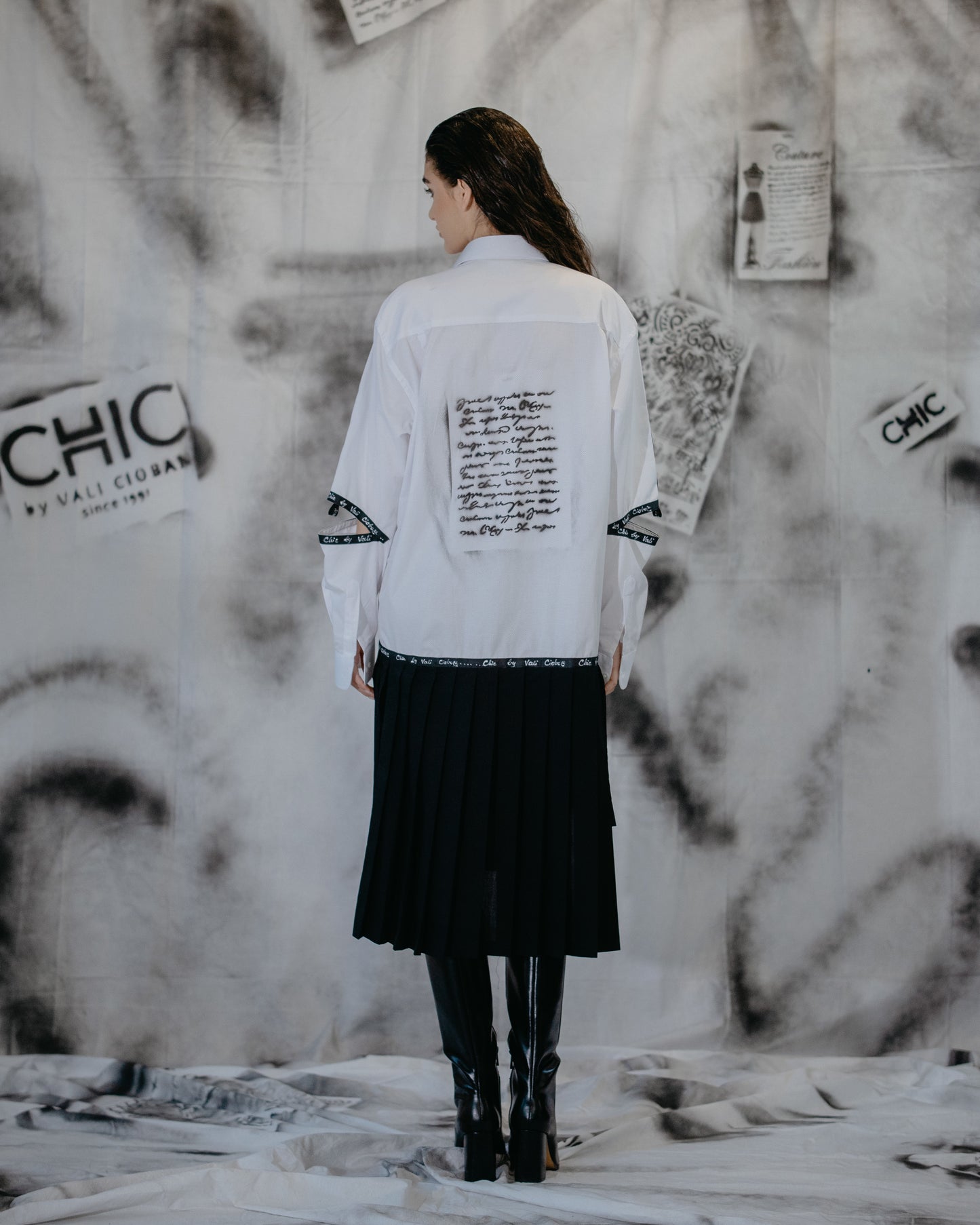 Puzzle - Hand-Painted Dress With Pleats