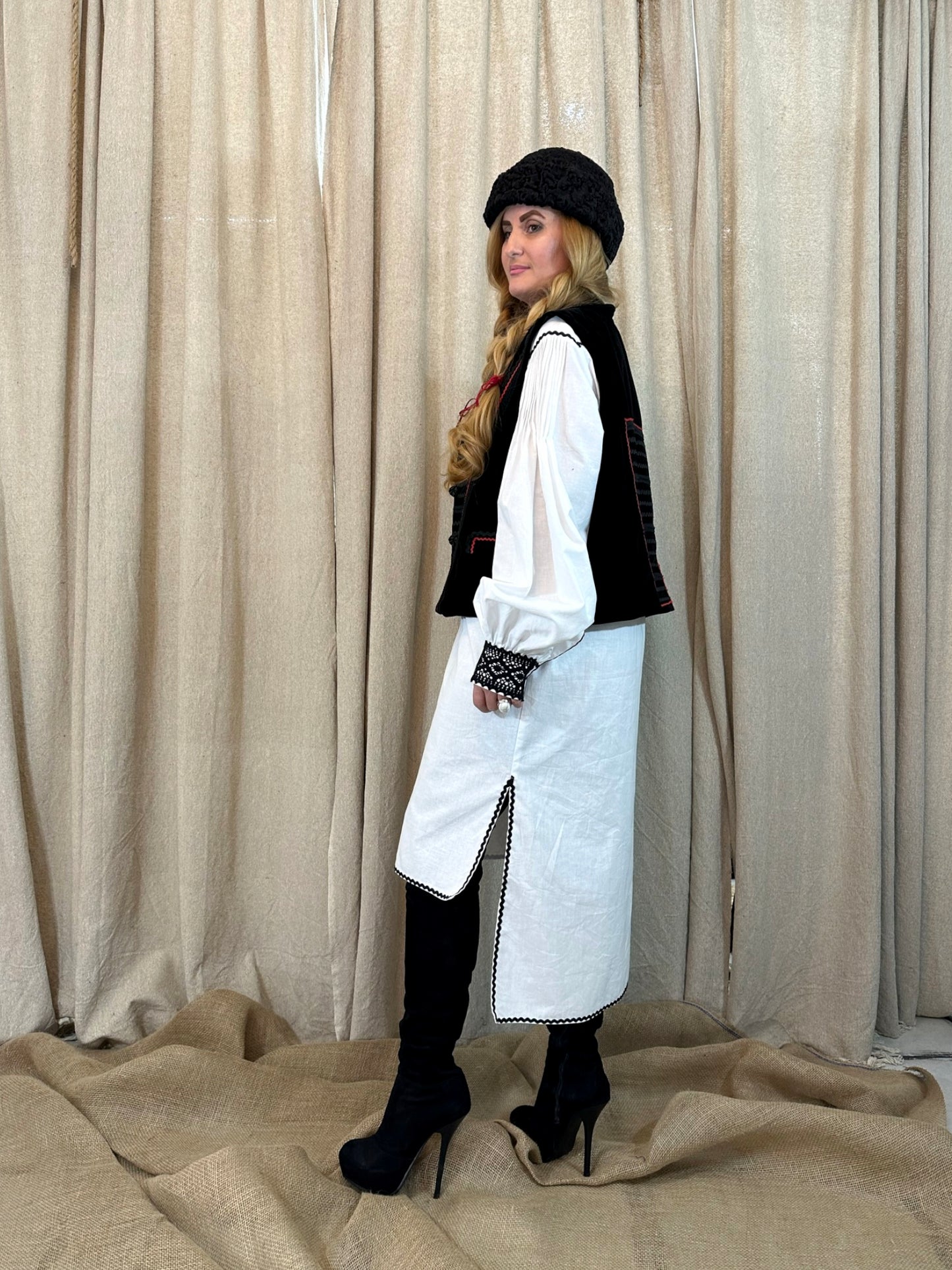 Romanian Folklore Inspired Vest - Black & Red