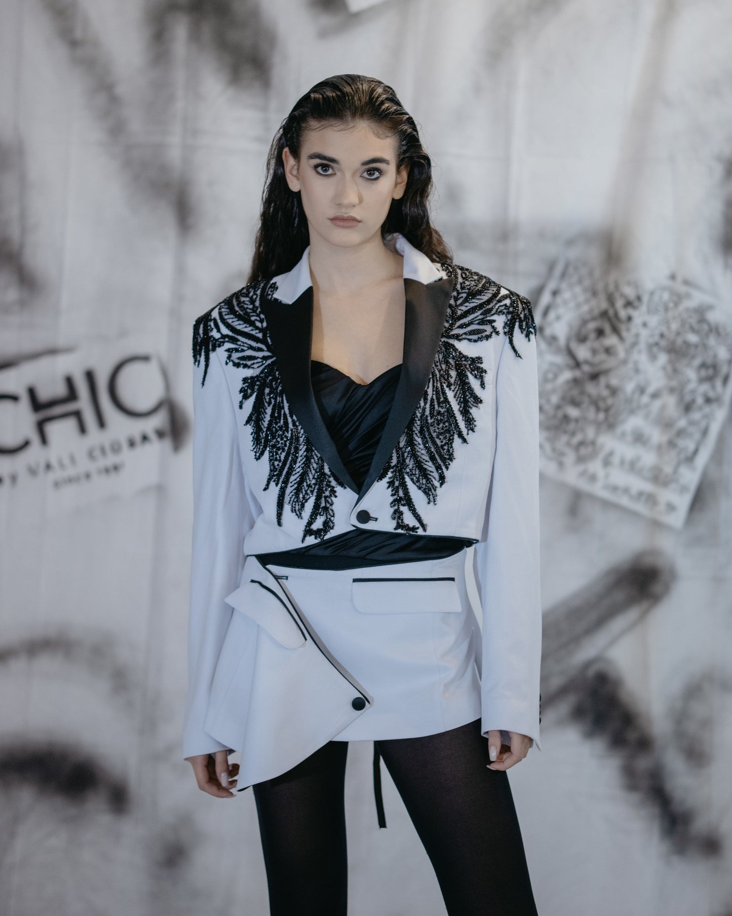 Puzzle White Smoking Jacket With Embroidery