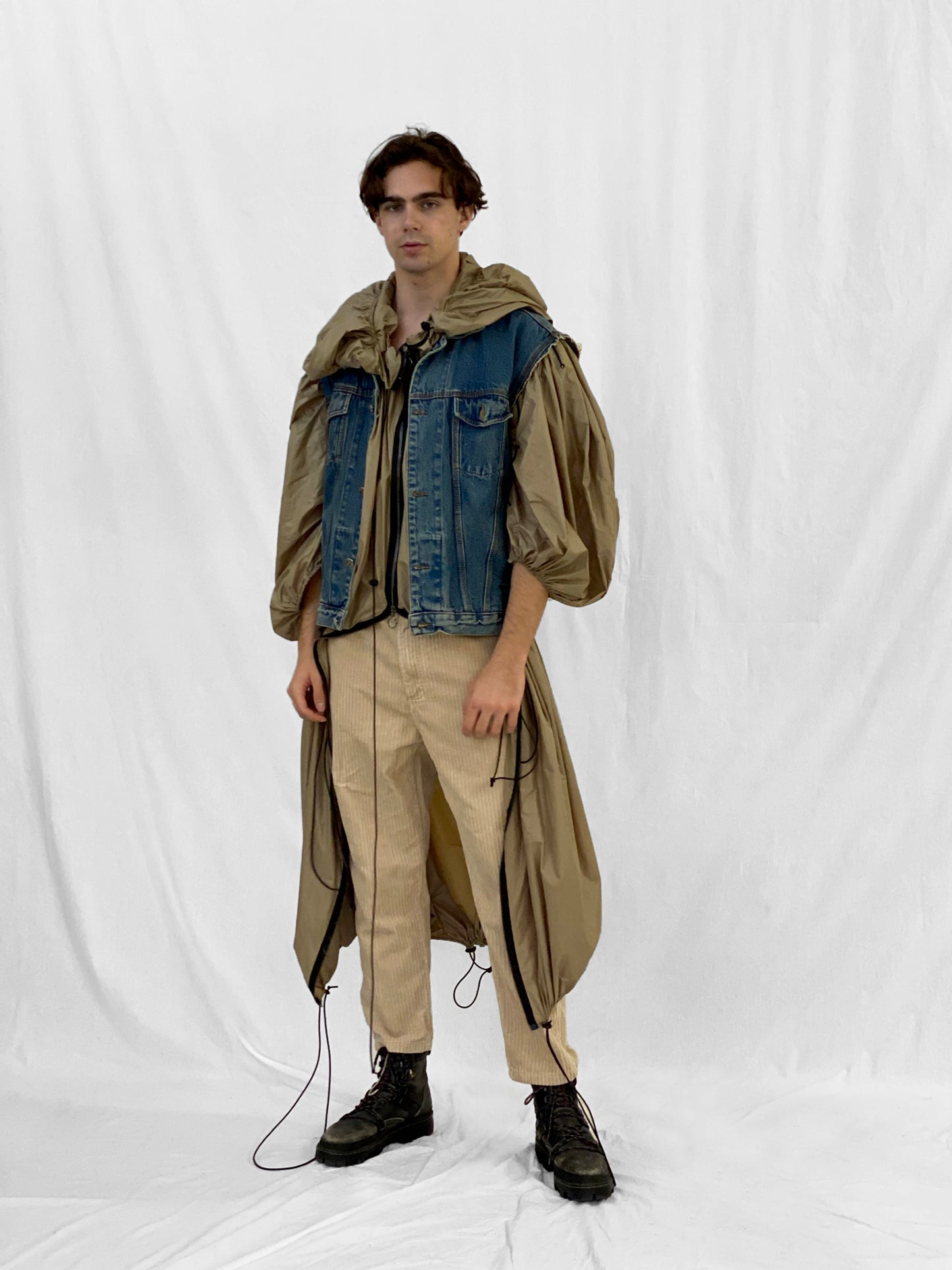 MANIFESTO Beige Raincoat