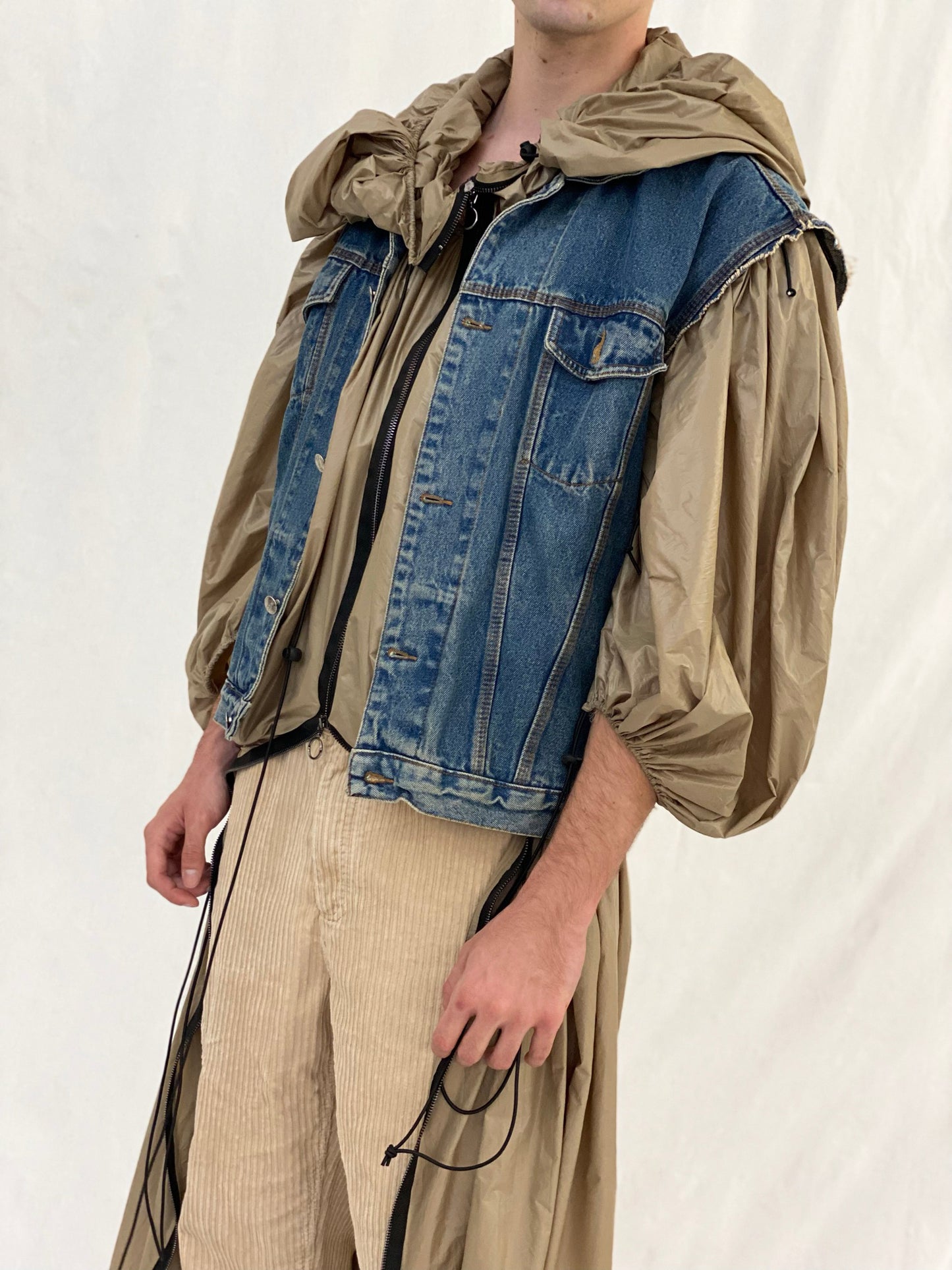 MANIFESTO Beige Raincoat