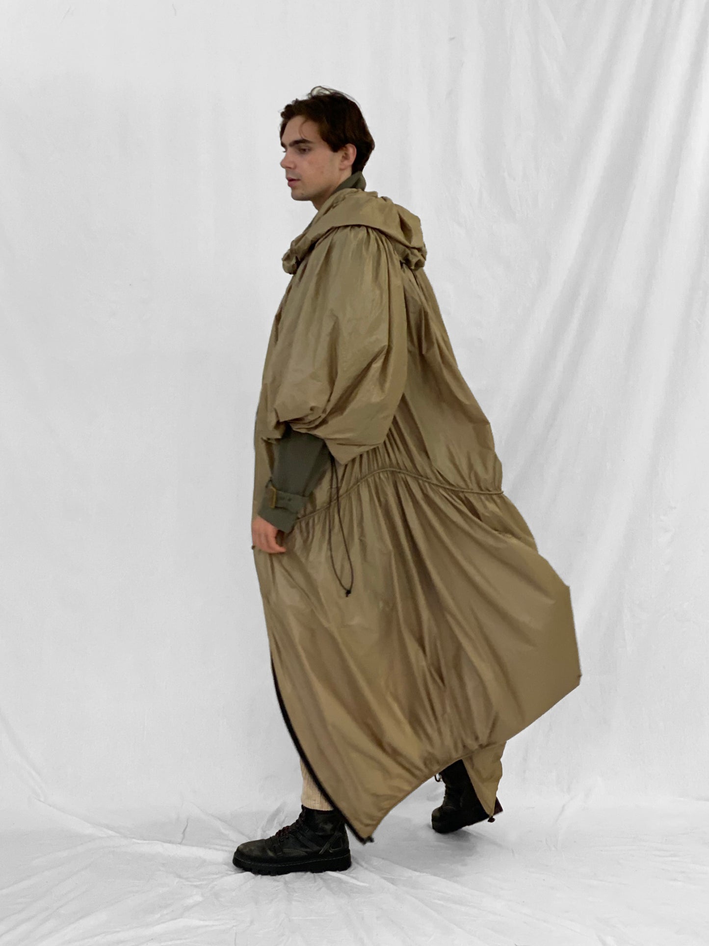 MANIFESTO Beige Raincoat