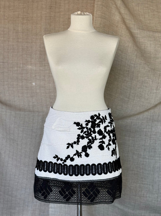 Short Ivory Skirt with Black Embroidery