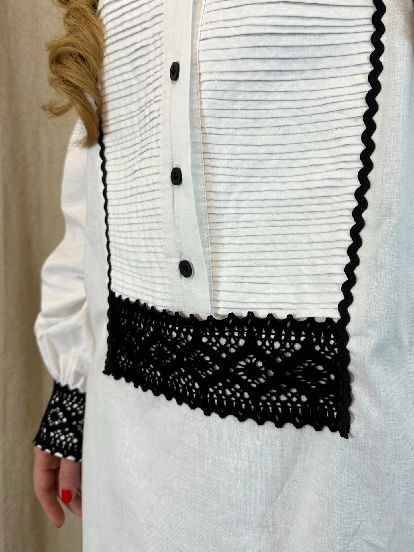 Long White Shirt With Traditional Lace Details