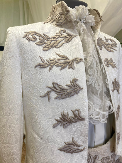 White Brocade Tailcoat With Embroidery